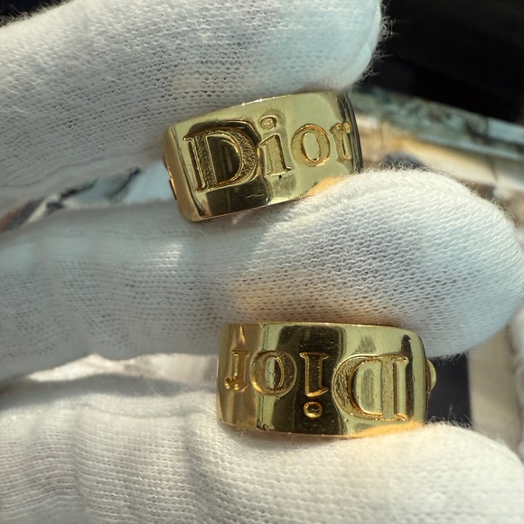 LOT 2238 18K gold plated Christian Dior vintage clip on earrings - Picture 3 of 7